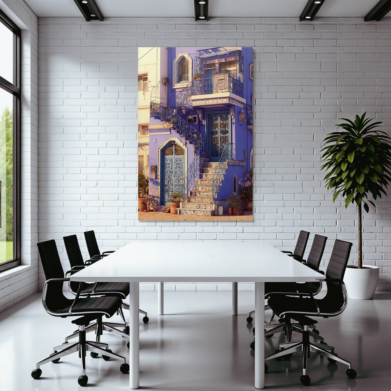 Blaüs Gebäude Mit Verzierten Balconys Und Türen