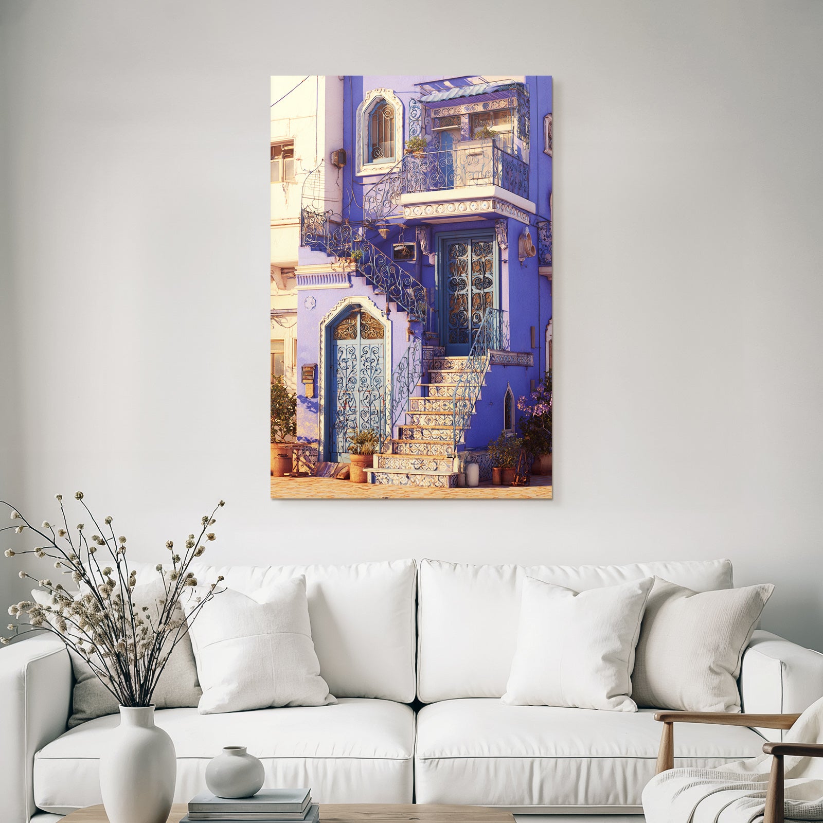 Blaüs Gebäude Mit Verzierten Balconys Und Türen