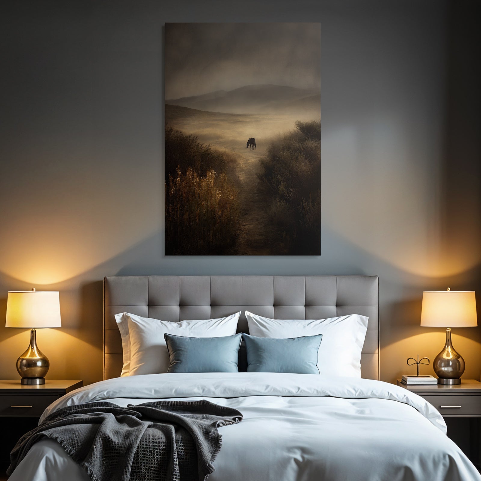 Serene Landschaft Einzelner Pferd Neblig Mystisch