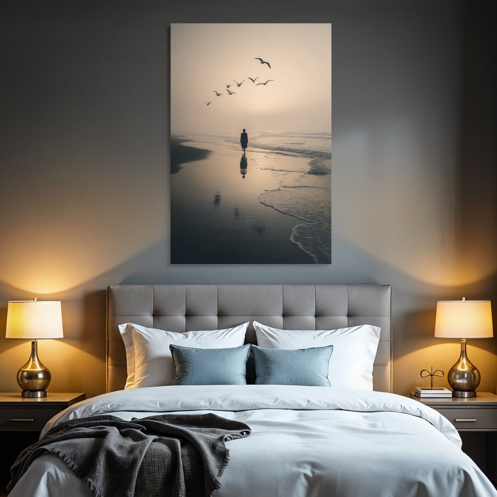 Silhouette Am Strand Mit Moewen Im Abendlicht