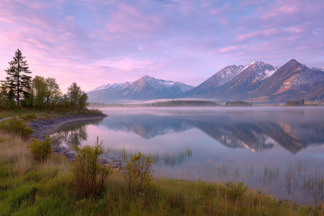 Friedliche Landschaft Mit See Und Bergen Sanfte Farben | Seen und Unterwasserwelten | Landschaften