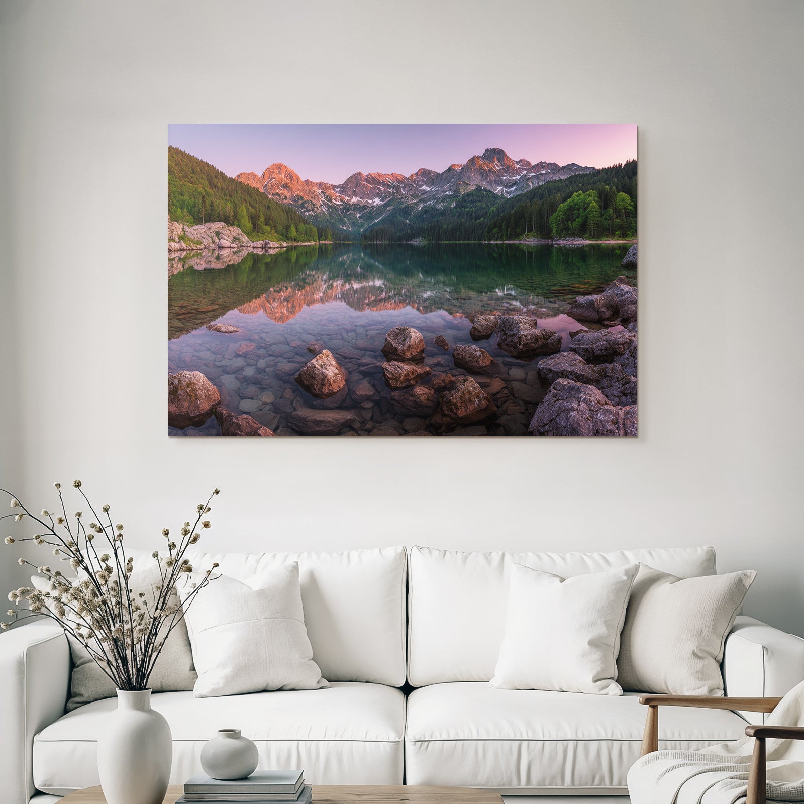 Schöne Naturlandschaft Reflektierende Berge Und See Sonnenaufgang Oder Sonnenuntergang