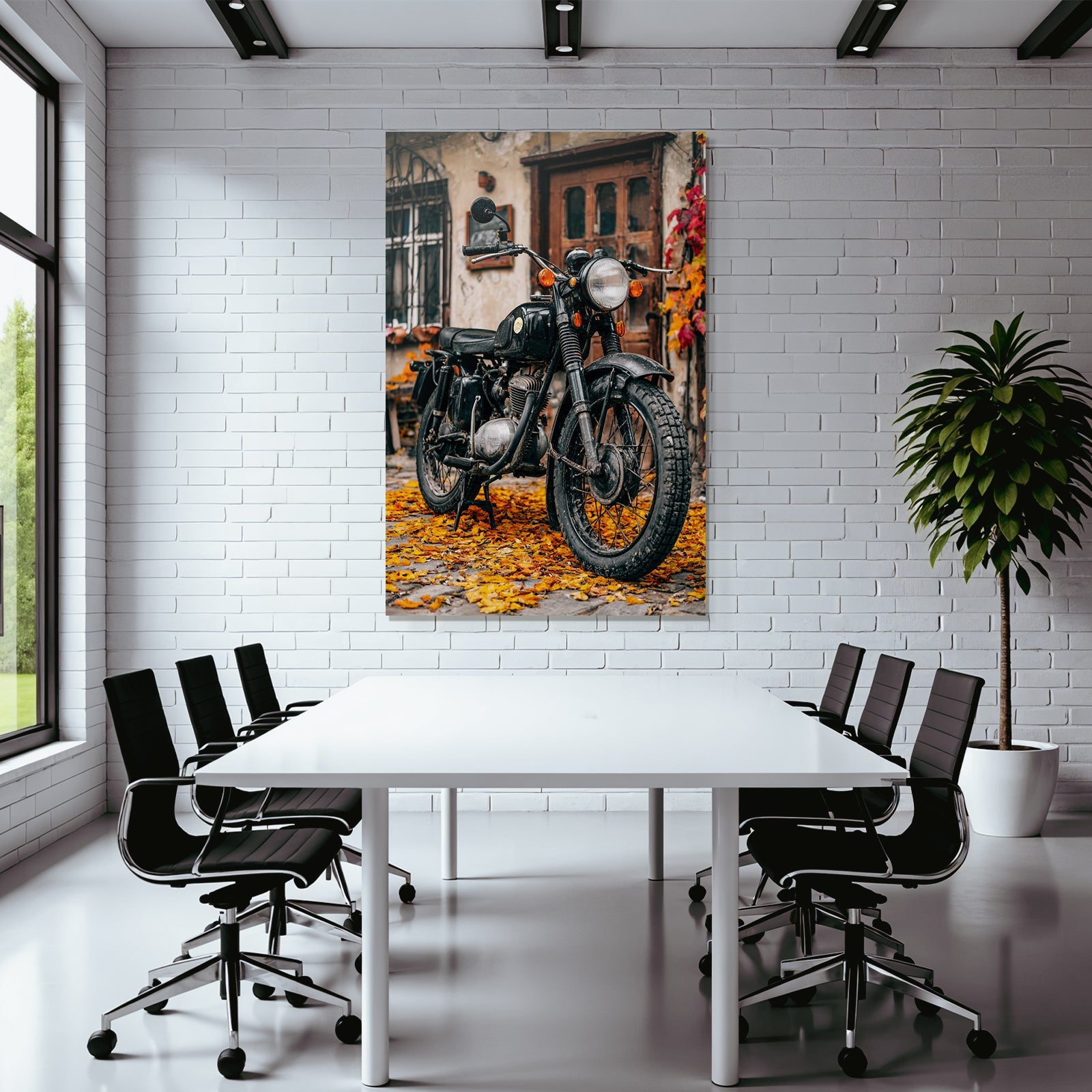 Schwarzes Motorräder Auf Herbstlaub Vintage Stil Rustikales Gebäude