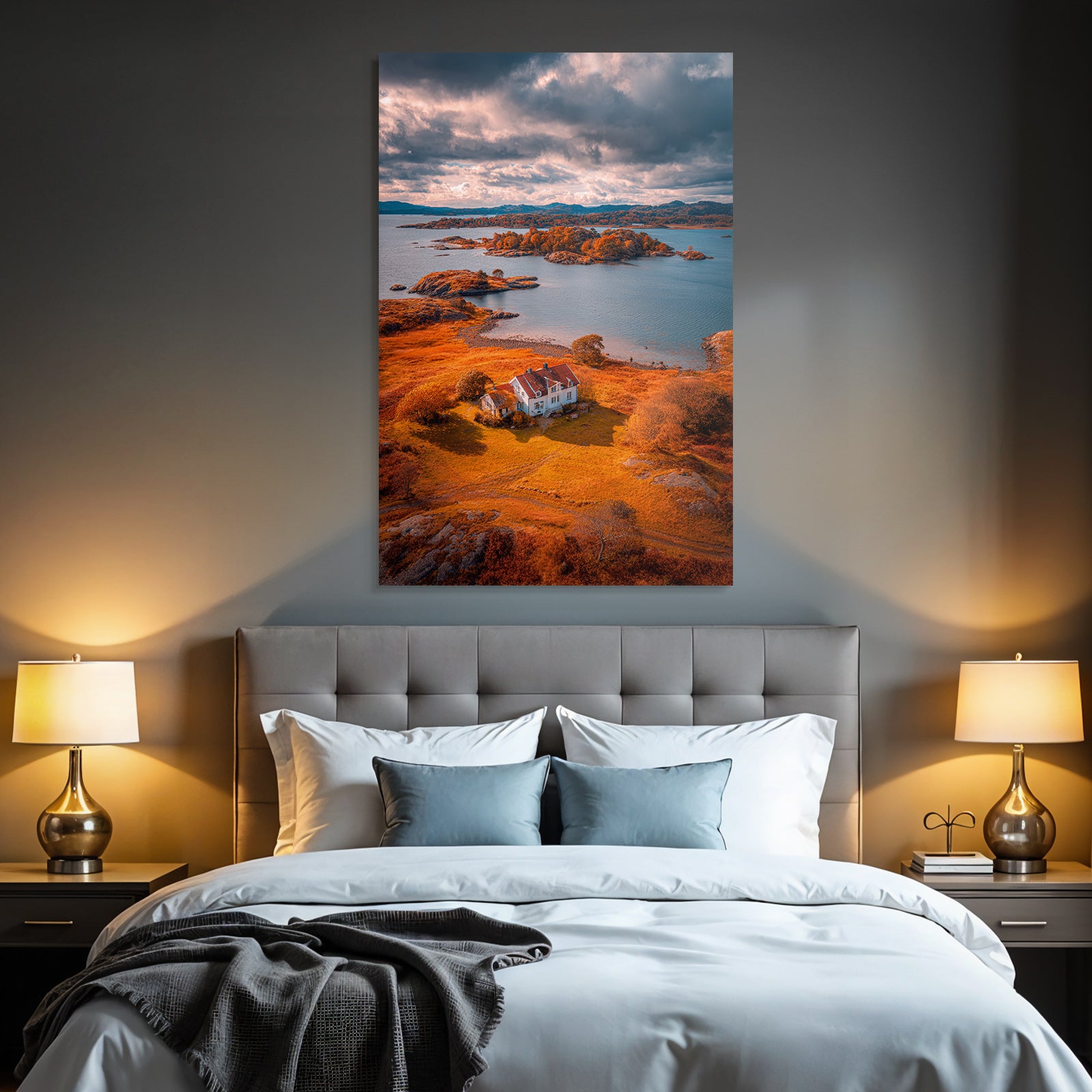 Herbstliche Landschaft Mit Haus Und Wasser Und Inseln