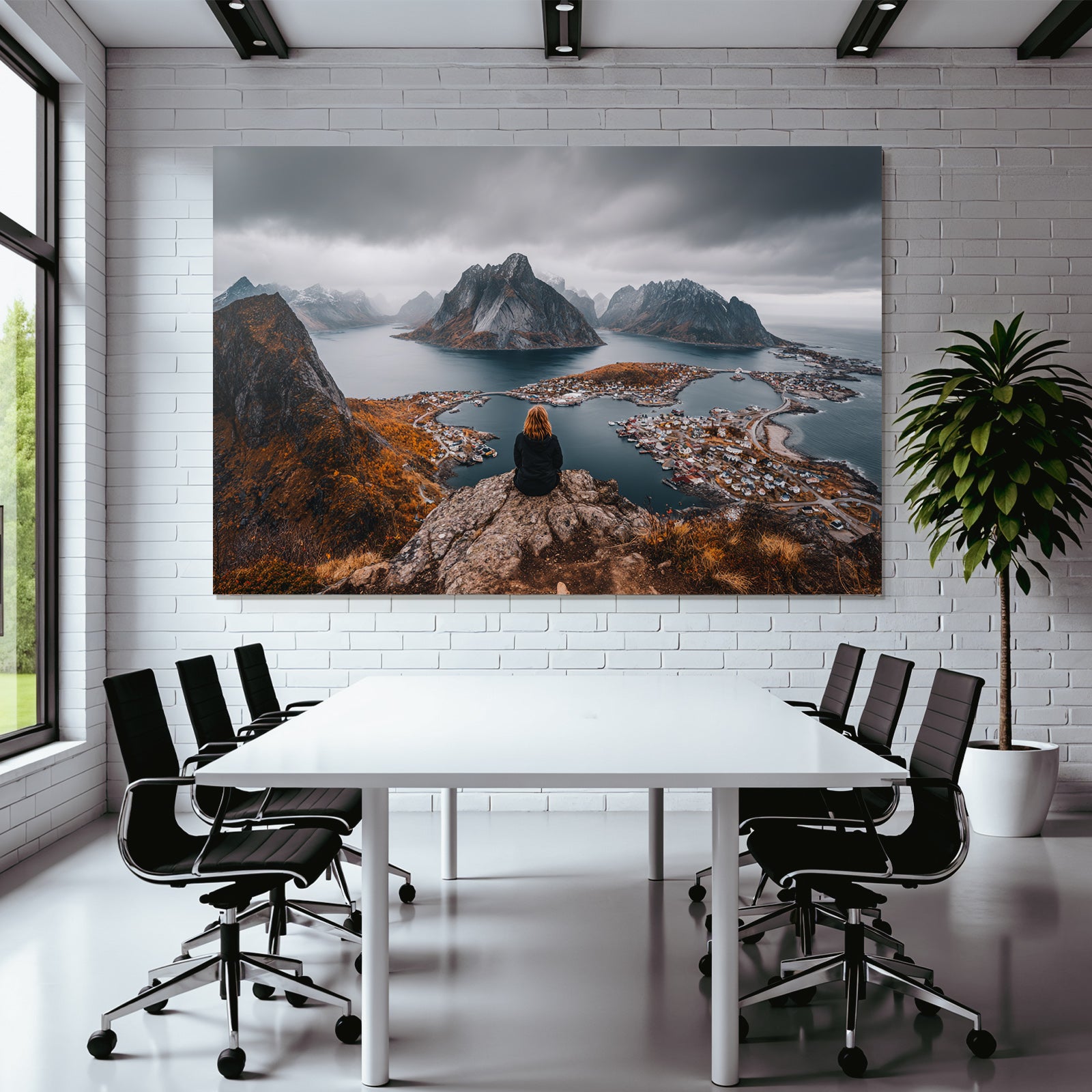 Fjordlandschaft Mit Person Auf Felsen Umgebung Mit Herbst Belaubung