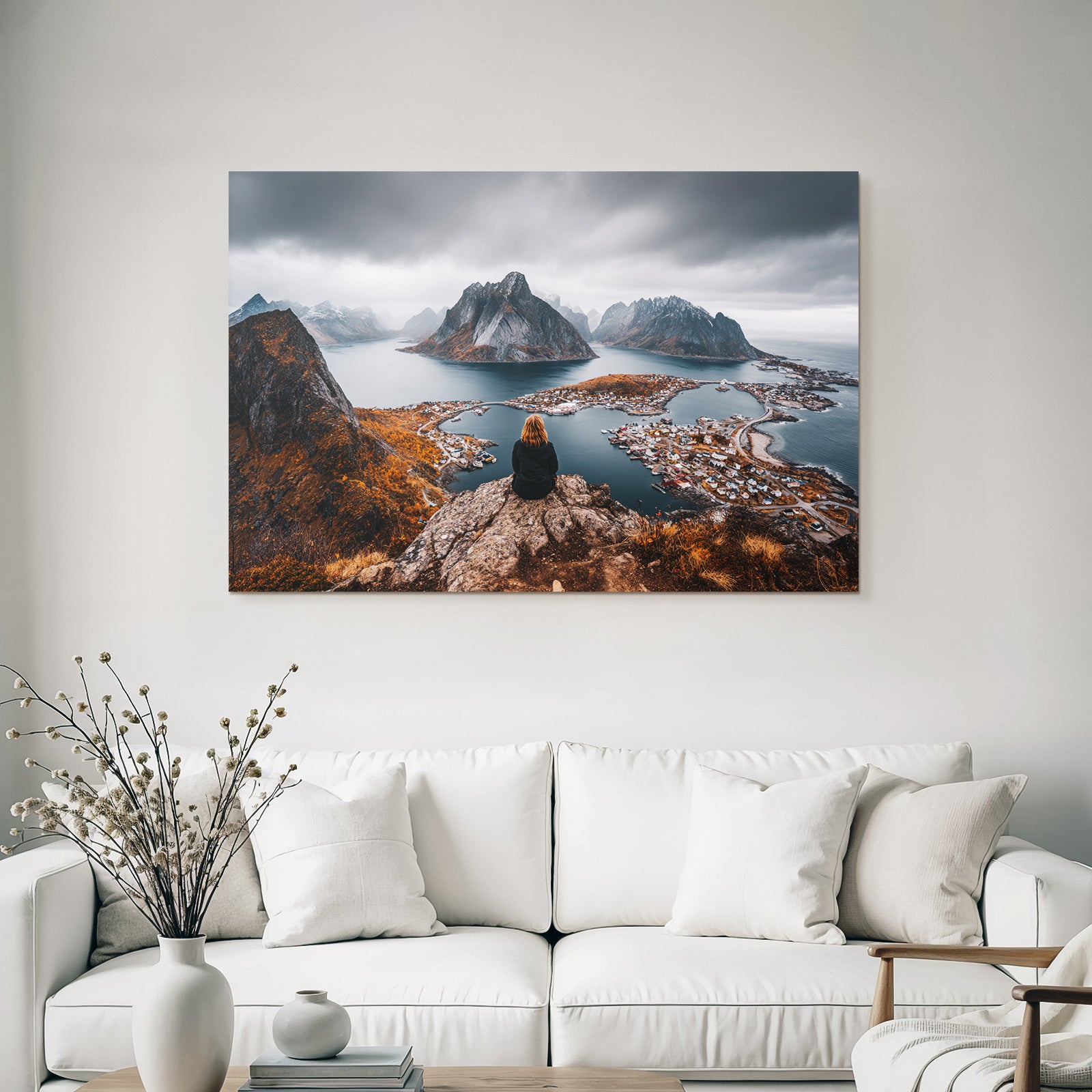 Fjordlandschaft Mit Person Auf Felsen Umgebung Mit Herbst Belaubung