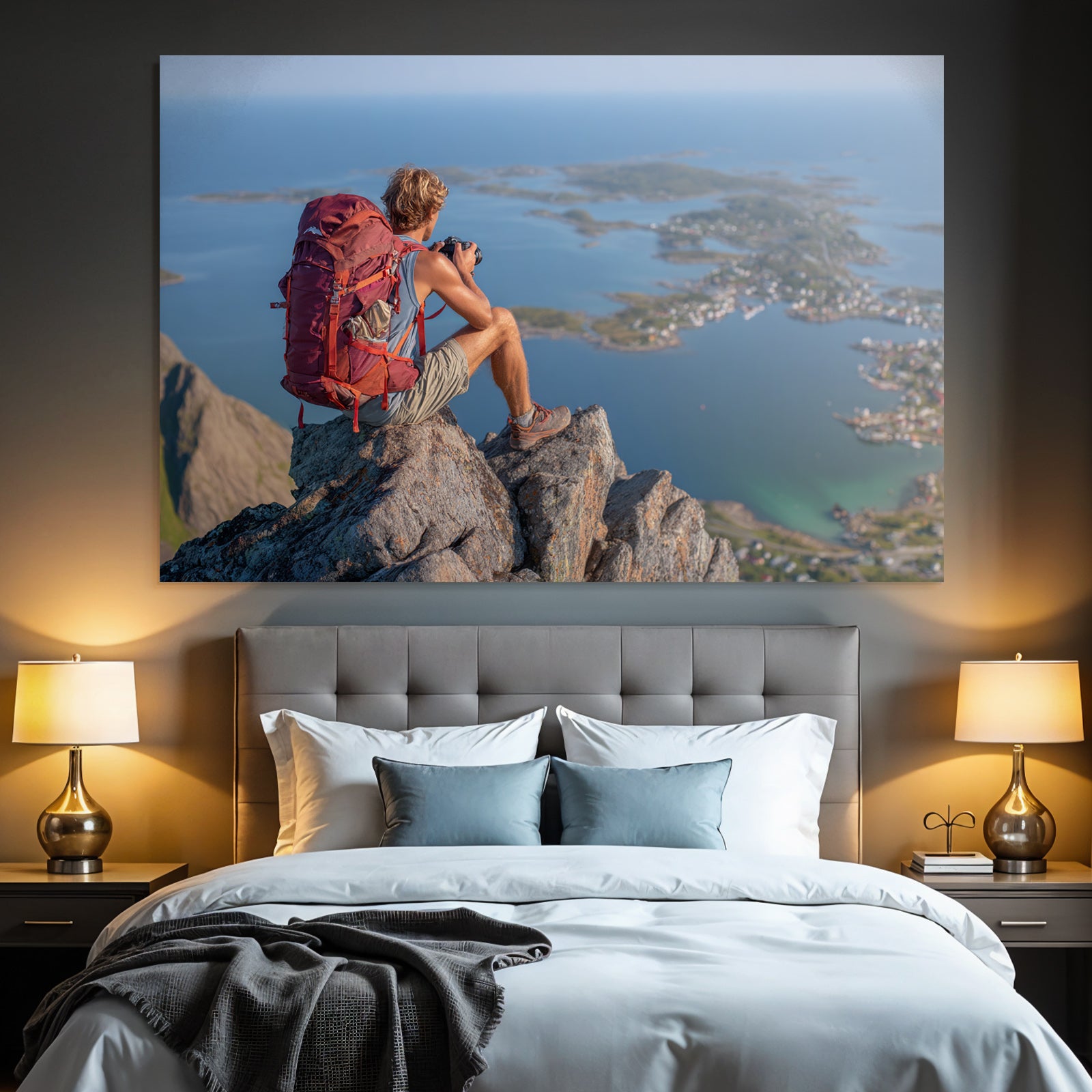 Person Mit Kamera Auf Fels Vor Küstenlandschaft Mit Insel Und Dorf