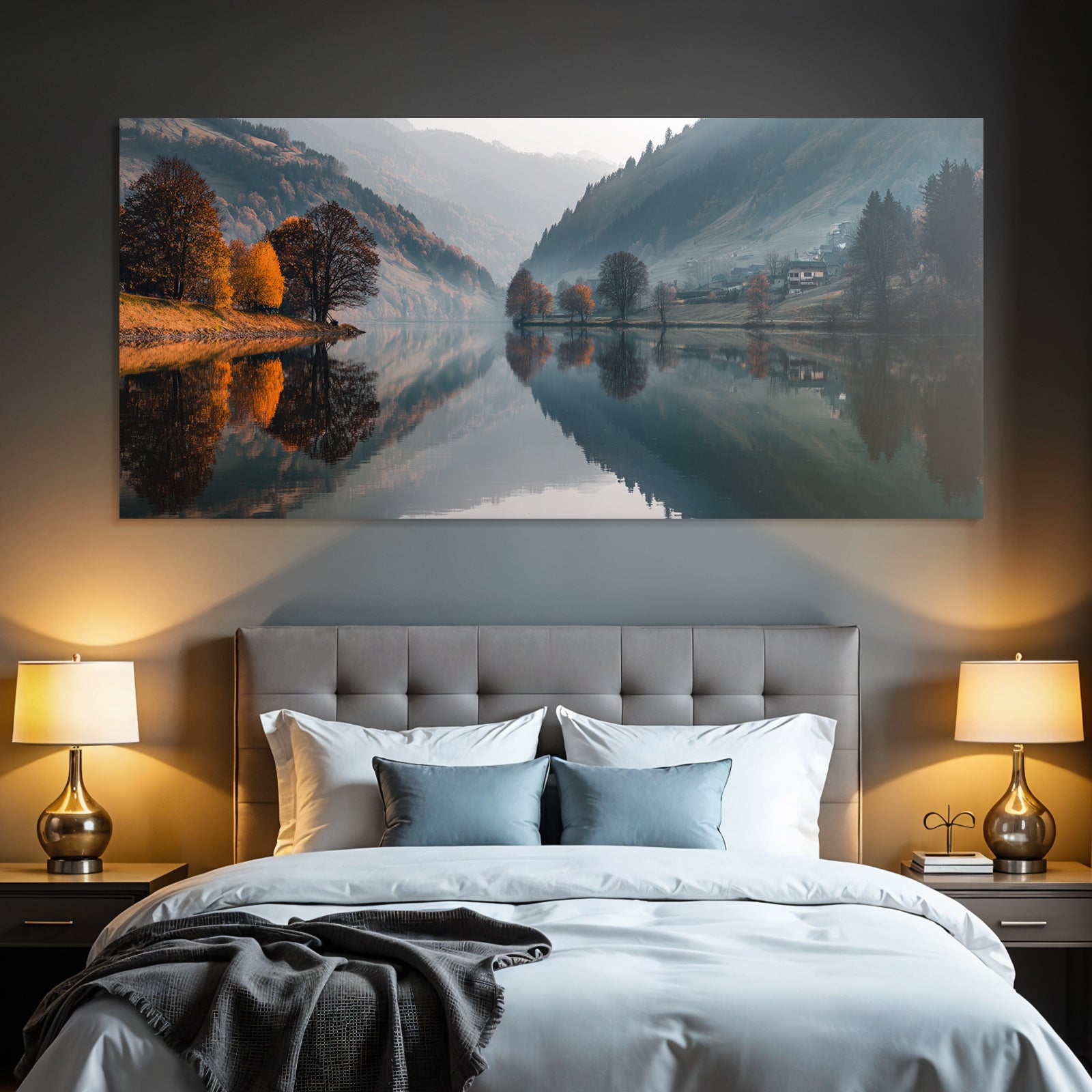 Ruhige Landschaft Halloween See Herbstfarben Reflexion Nebel