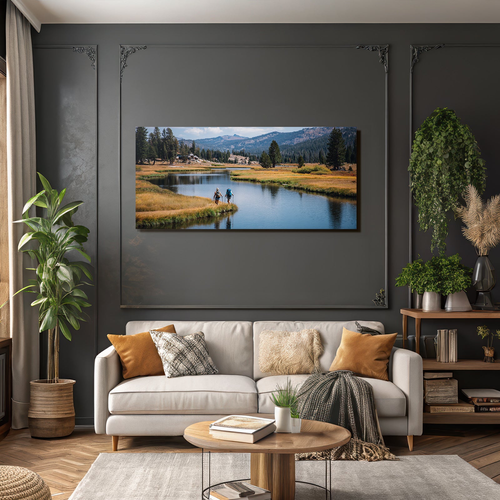 Wanderer Am Fluss In Der Natur