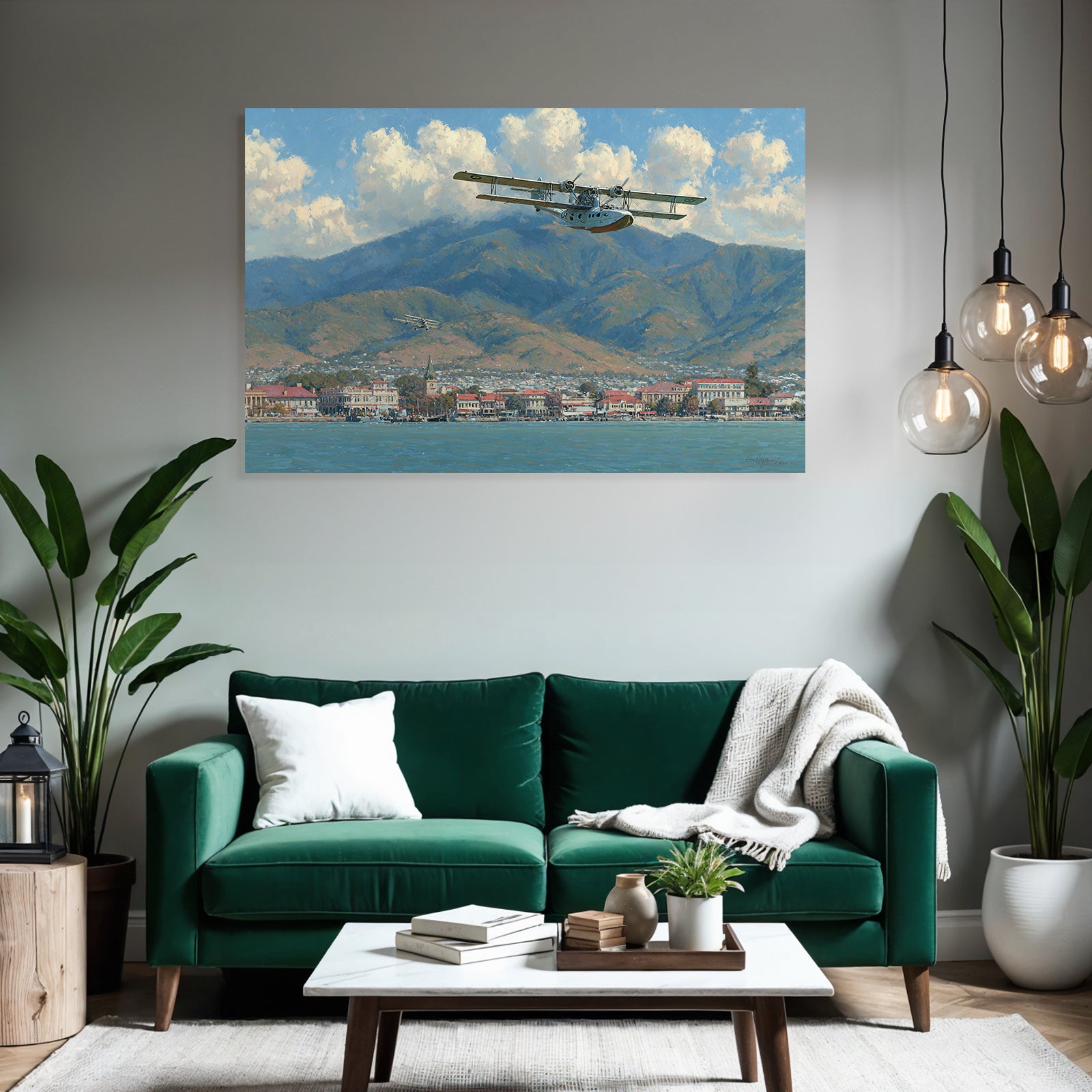 See Über Küstenstadt Mit Bergen Im Hintergrund | Flugzeuge | Mobilitaet und Technik