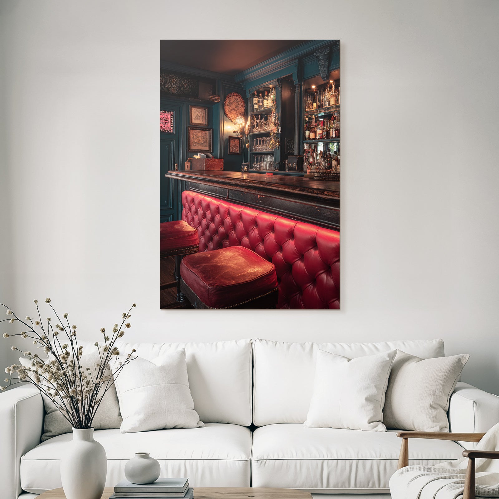 Bar Innenansicht Rote Sitzmöbel Teal Farben Warmbeleuchtung Cozy Atmosphäre