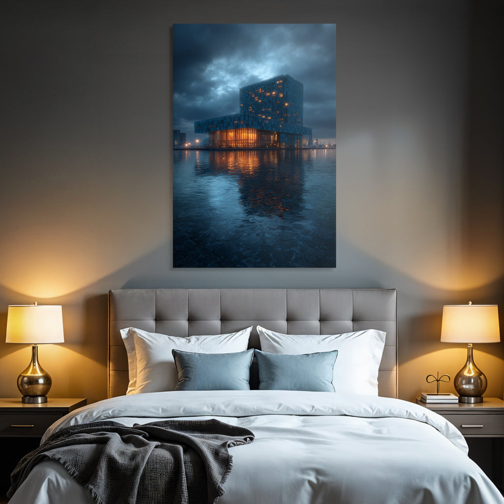 Moderne Moderne Am Abend Reflektierendes Glass Und Wasser