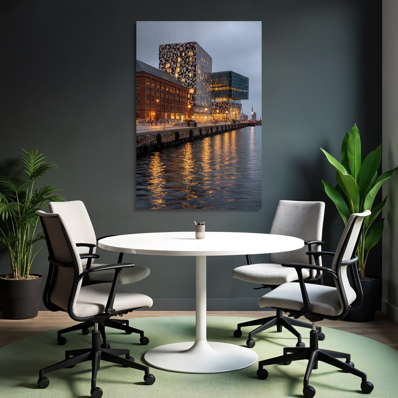 Moderne Moderne Am Wasser Mit Reflexionen Bei Dämmerung