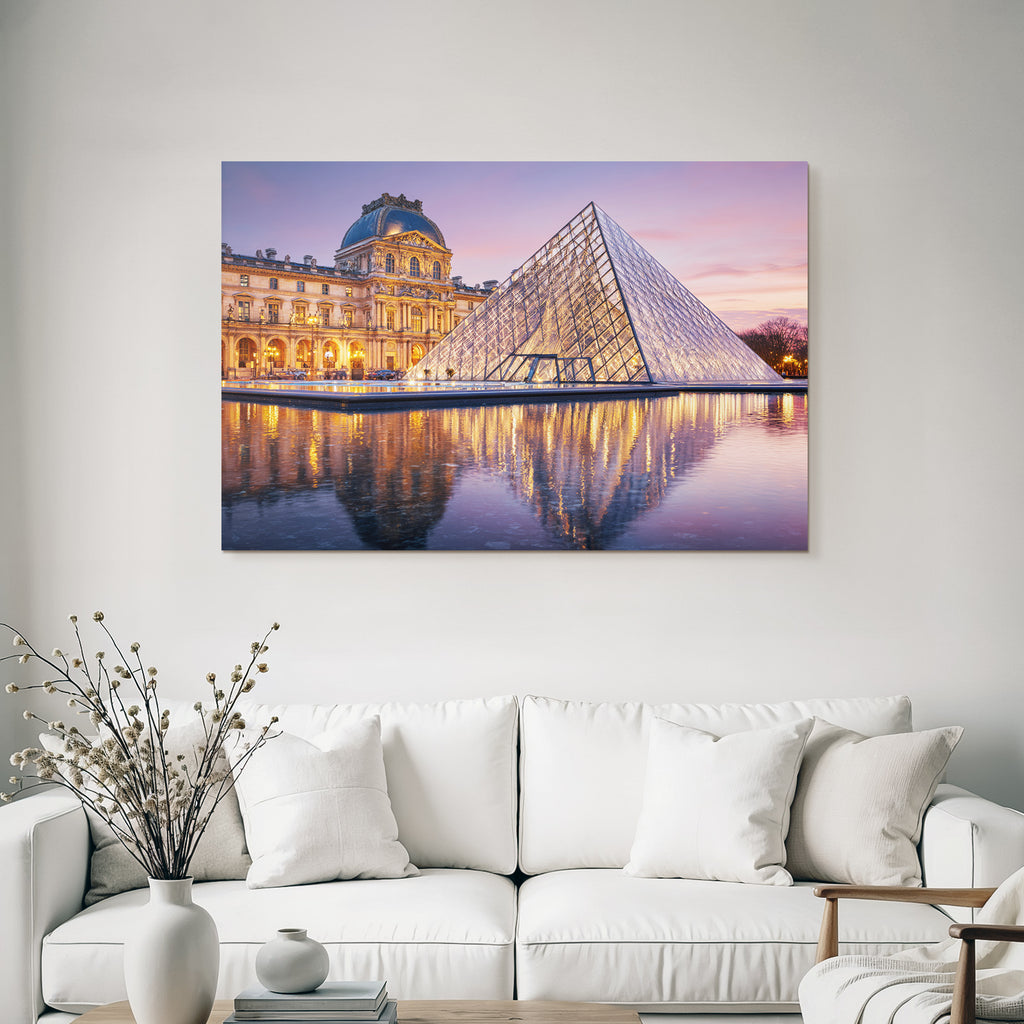 Moderne Louvre Museum Glas Pyramide Bei Sonnenuntergang