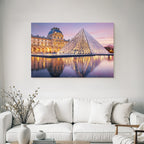 Moderne Louvre Museum Glas Pyramide Bei Sonnenuntergang