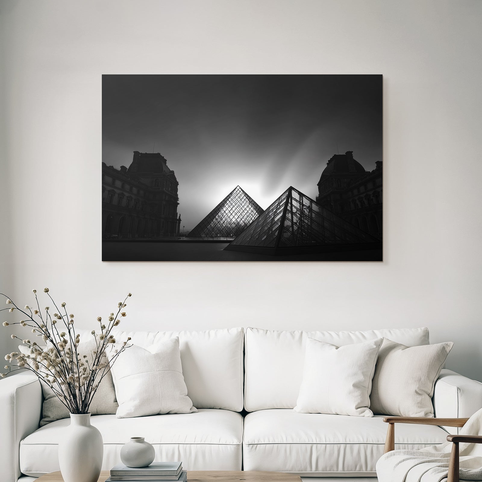 Moderne Louvre Museum Glaspyramiden Vor Hintergrund Schwarz Weiss