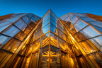 Moderne Moderne Glaspanel Warme Beleuchtung Scharfe Winkel Geometrische Formen | Moderne Architektur | Architektur