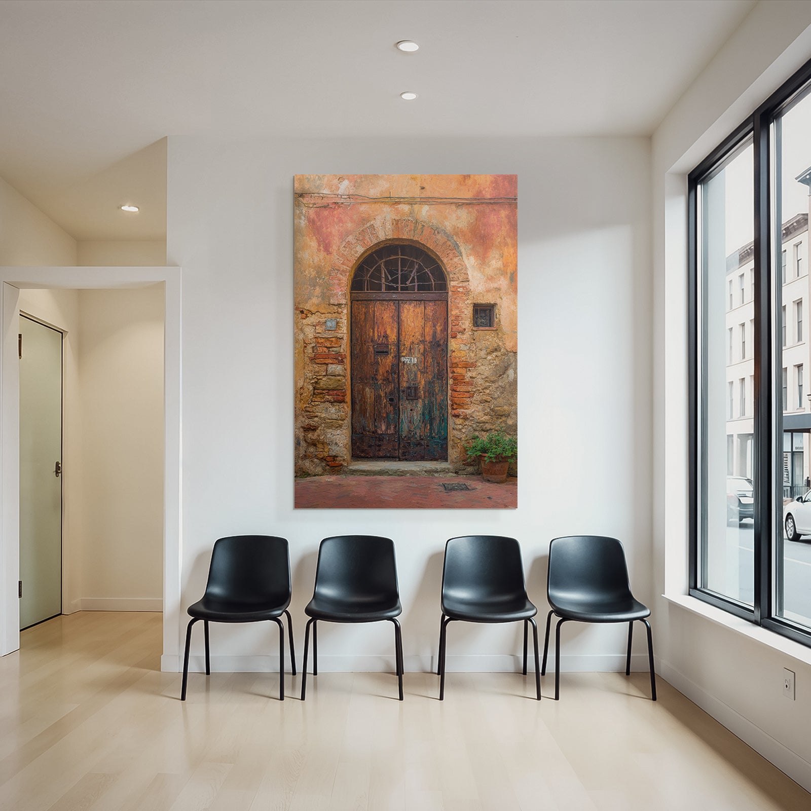 Alte Holztu Re In Einem Rustikalen Wand Mit Gealtertem Pflanze
