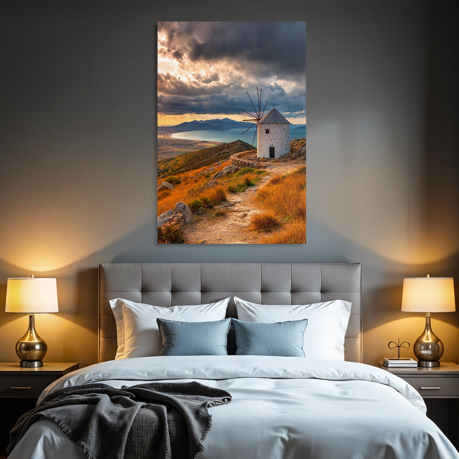 Malerische Landschaft Mit Windmühle Hügel Und Wasser Beim Sonnenuntergang