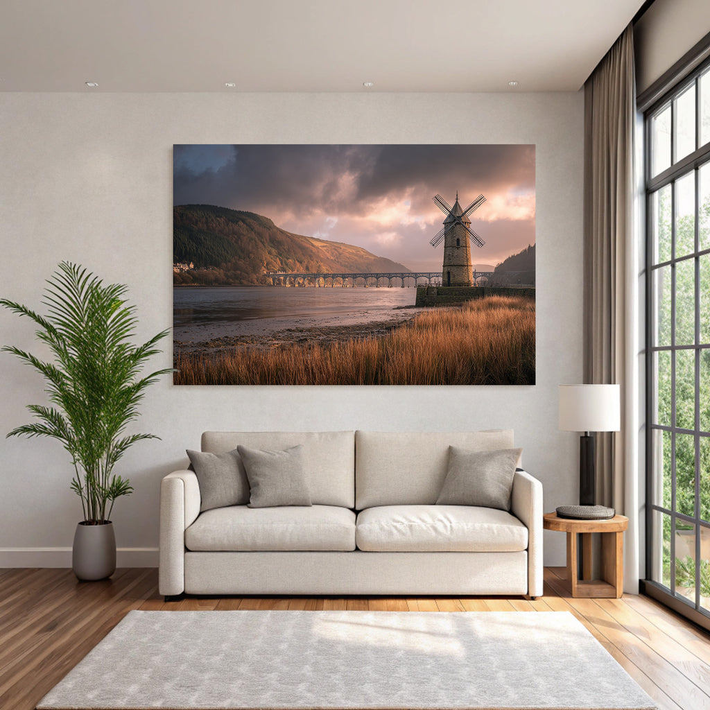 Historische Windmühle Landschaft Bruücke Wasser Reflexionen