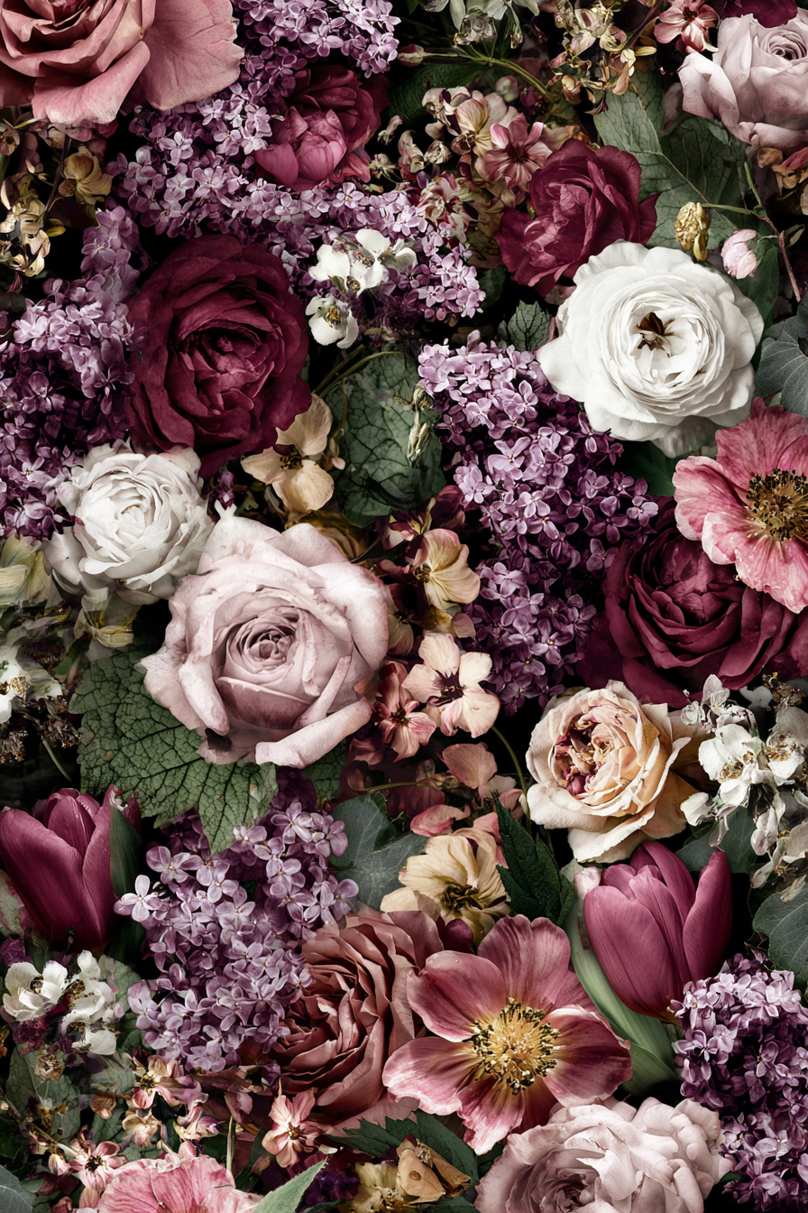 Florale Anordnung Mit Rosen Tulpen Und Flieder Rosa Lila Und Weiss | Rosen Tulpen Lavendel | Blumen