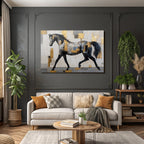 Abstraktes Gemaelde Eines Pferdes In Patchworkstil Schwarz Weiss Grau Gold
