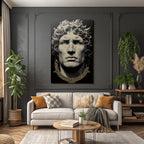 E Statue Mann Mit Welligem Haar Und Schmuck
