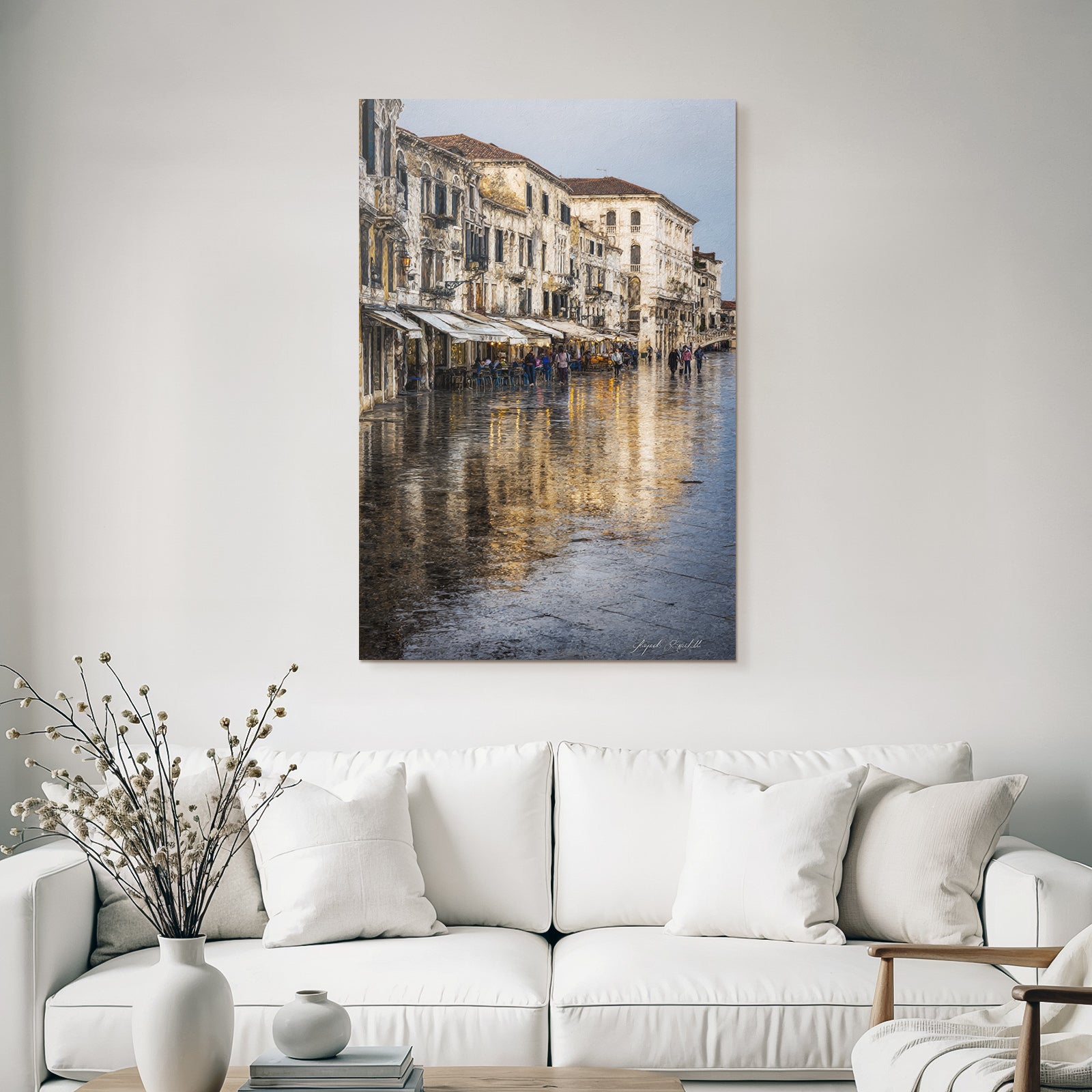 Scenic Europaeische Strasse Mit Cafes Reflektierender Boden Tranquil