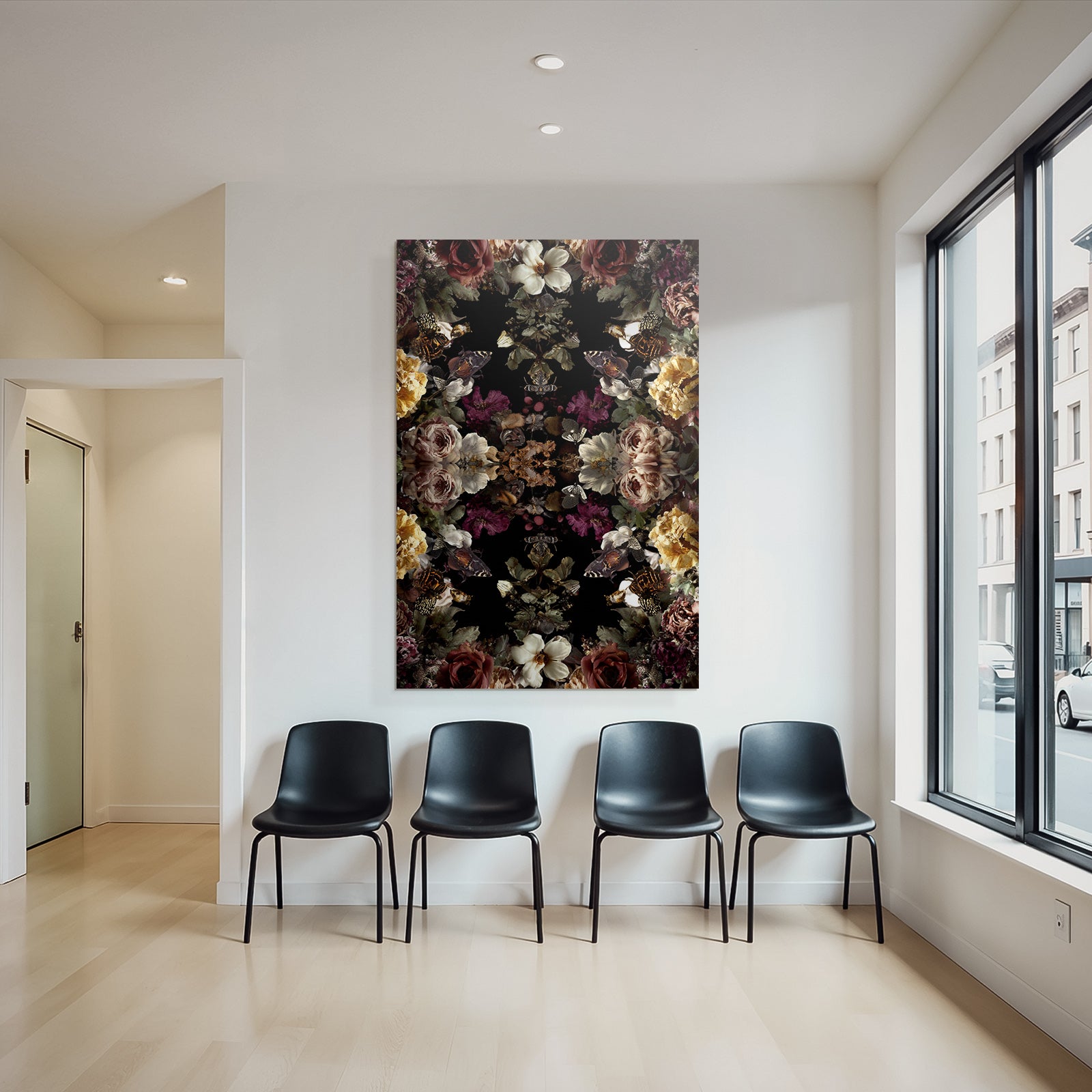 Symmetrisches Blumen Und Schmetterlingsdesign Auf Dunklem Hintergrund