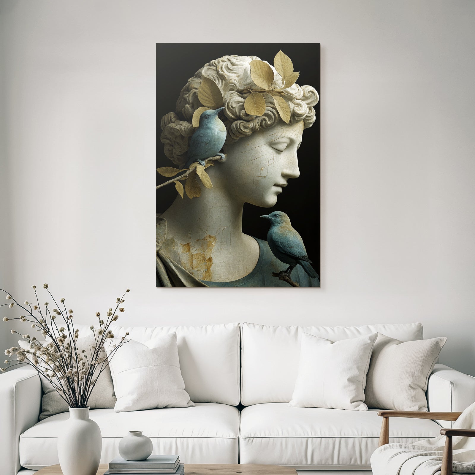 Weibliche Skulptur Mit Voegeln Und Blaettern In Hair Beige Und Blau