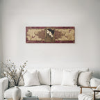 Elegante Portraets Mit Treppen Und Voegeln Rot Gold Texturierten Hintergrund