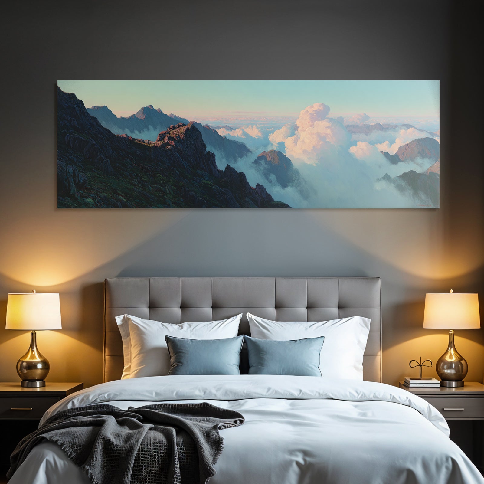 Rugged Mountains Umgeben Von Wolken Mit Drama Und Himmelshueften