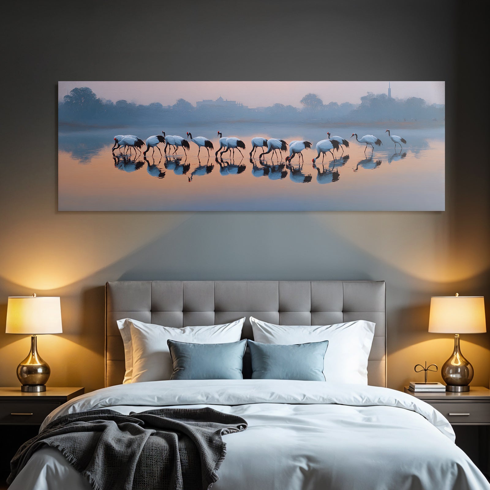 Ruhige Landschaft Cranes Im Wasser Mit Reflexionen Bei Daemmerung