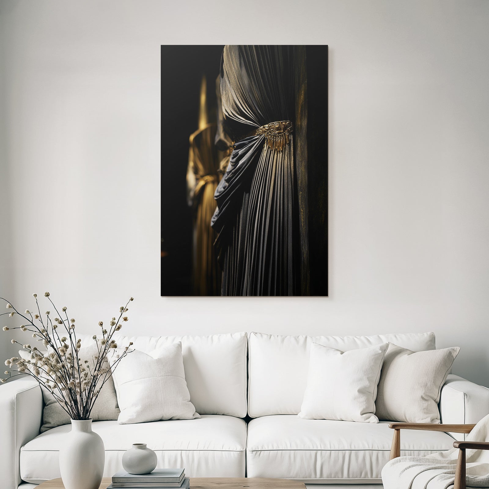 Elegant Gestufte Kleider Mit Dekorativem Gurt Und Lichtspiel