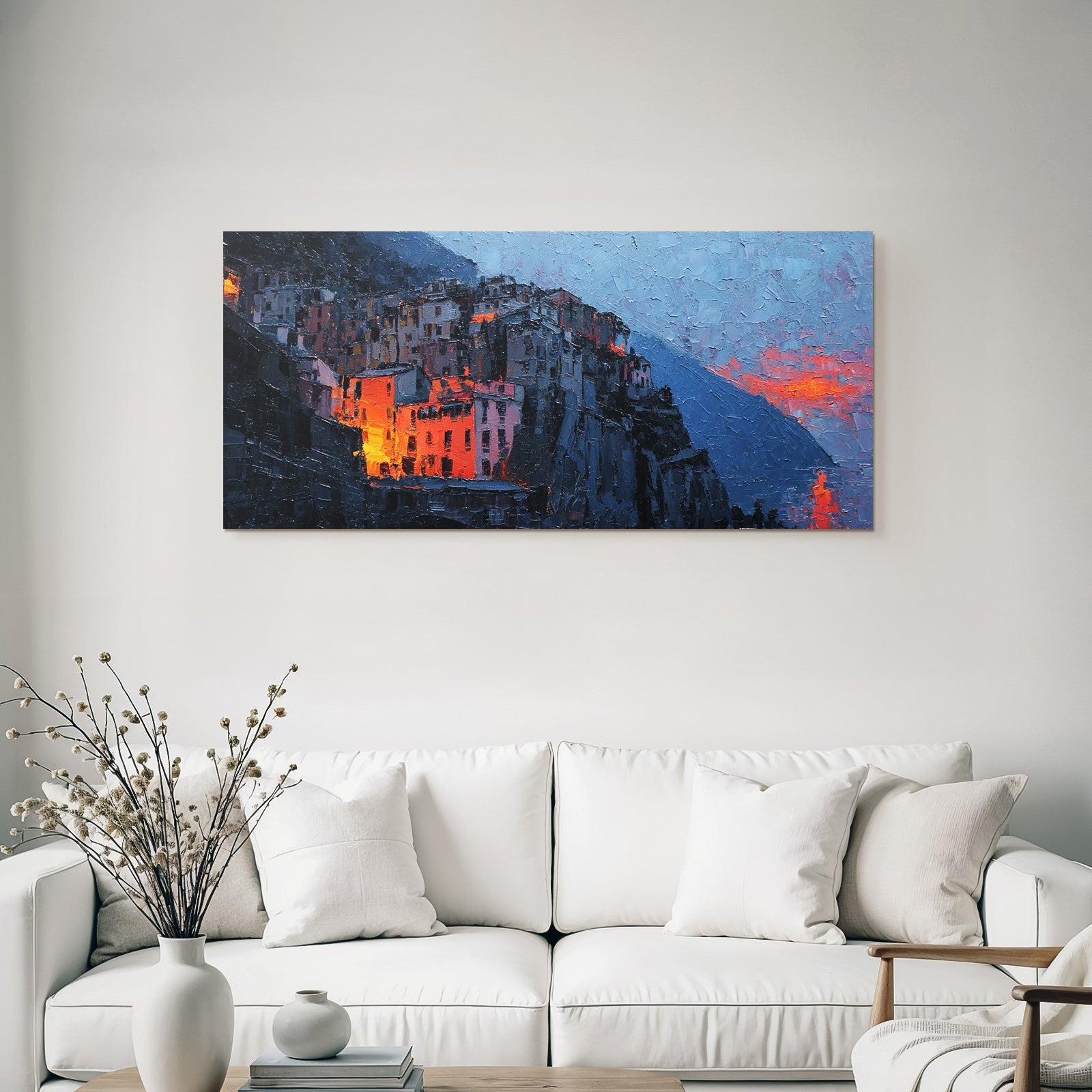Dramatische Landschaft Mit Gebauden Am Hang Im Dunst Der Dämmerung