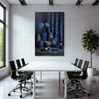 Blau Stylische Anordnung Von Blaün Und Weissen Keramiken Mit Hydrangea Auf Dunklem Hintergrund