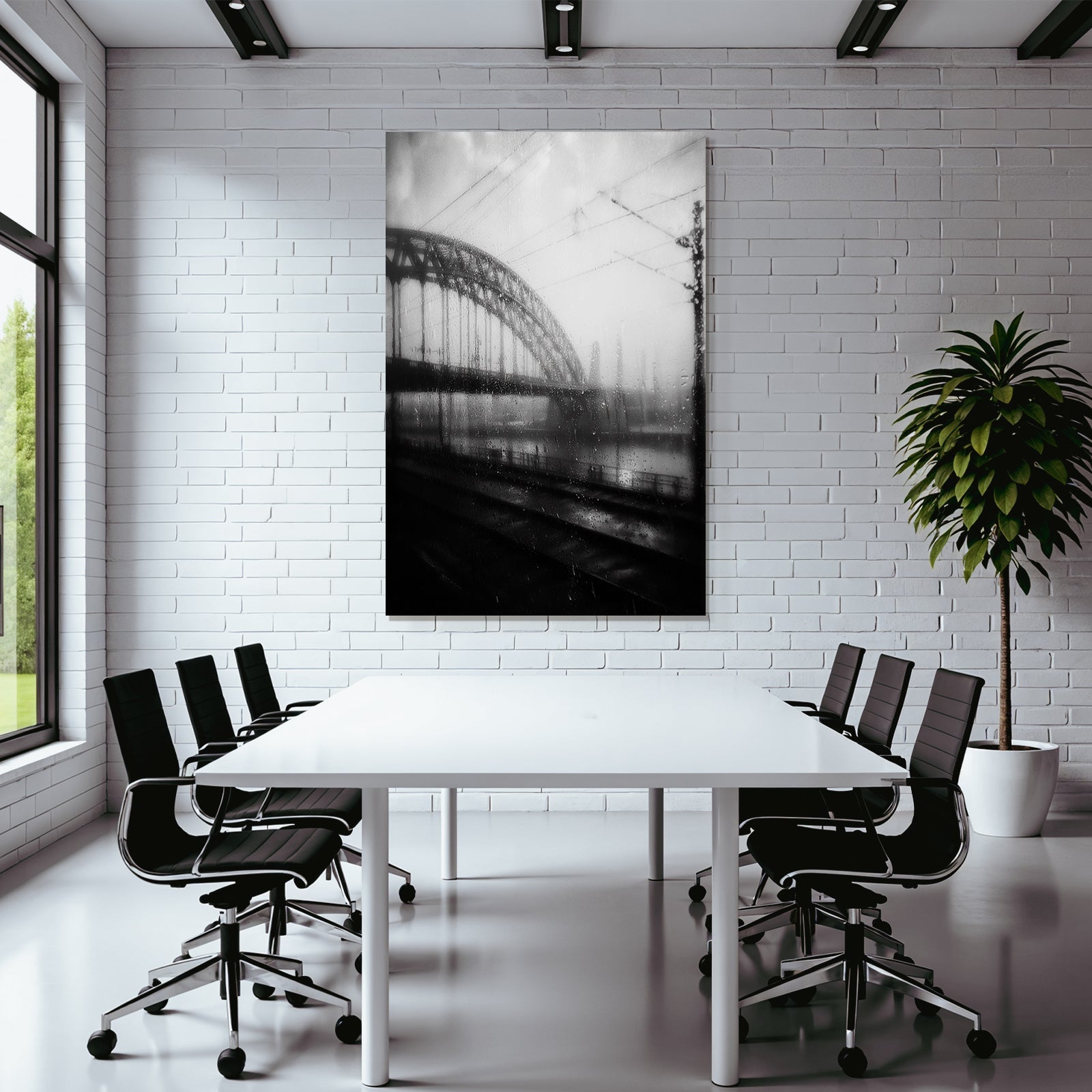 Regennasser Brücke Durch Fenster Schwarzweiss