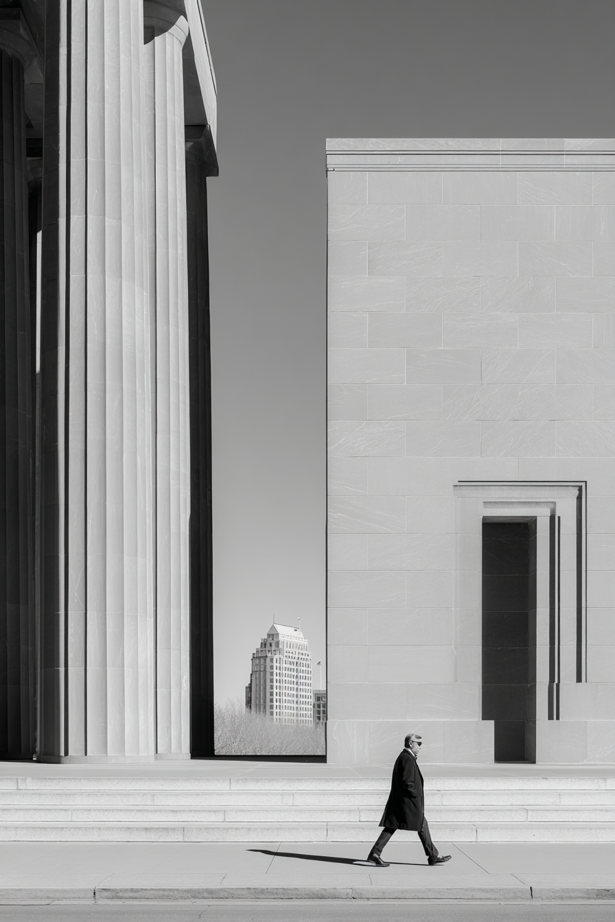 Stadtlandschaft Moderne Architektur Mann Im Weissschwarz | Schwarz Weiss | Farbenwelten