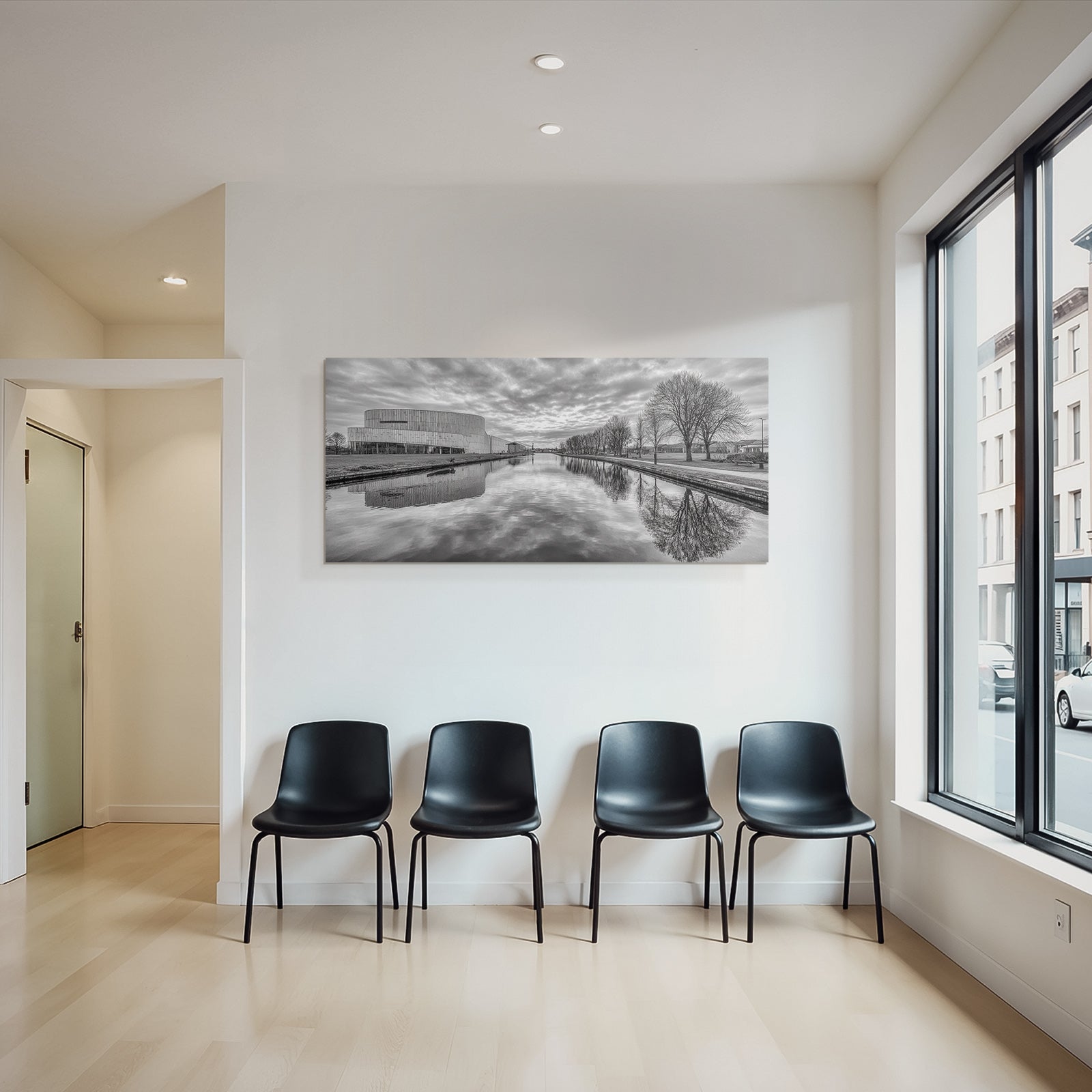 Moderne Architektur Neben Kanel Reflexionen Schwarz Weiss