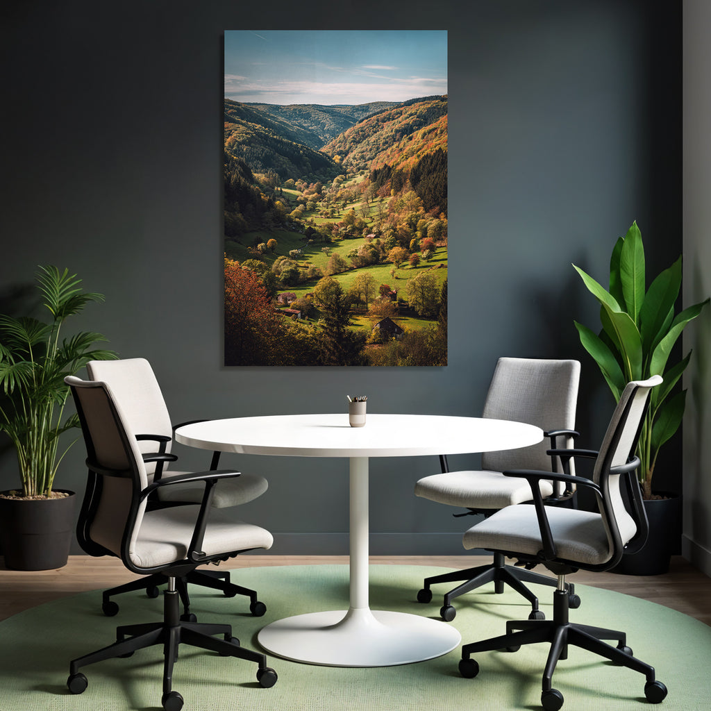 Herbstliche Landlandschaft Mit Bäumen Und Feldern