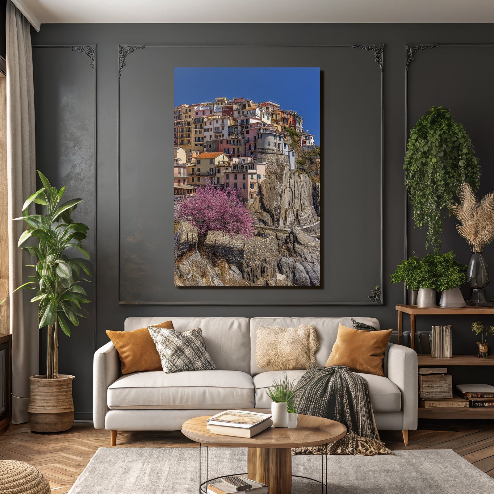 Küstenlandschaft Bunte Gebaüde Blumiger Baum Cinqüterre