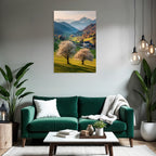 Schöne Landschaft Rollende Grüne Hügel Blühende Bäume Bergkette Mit Weichem Licht