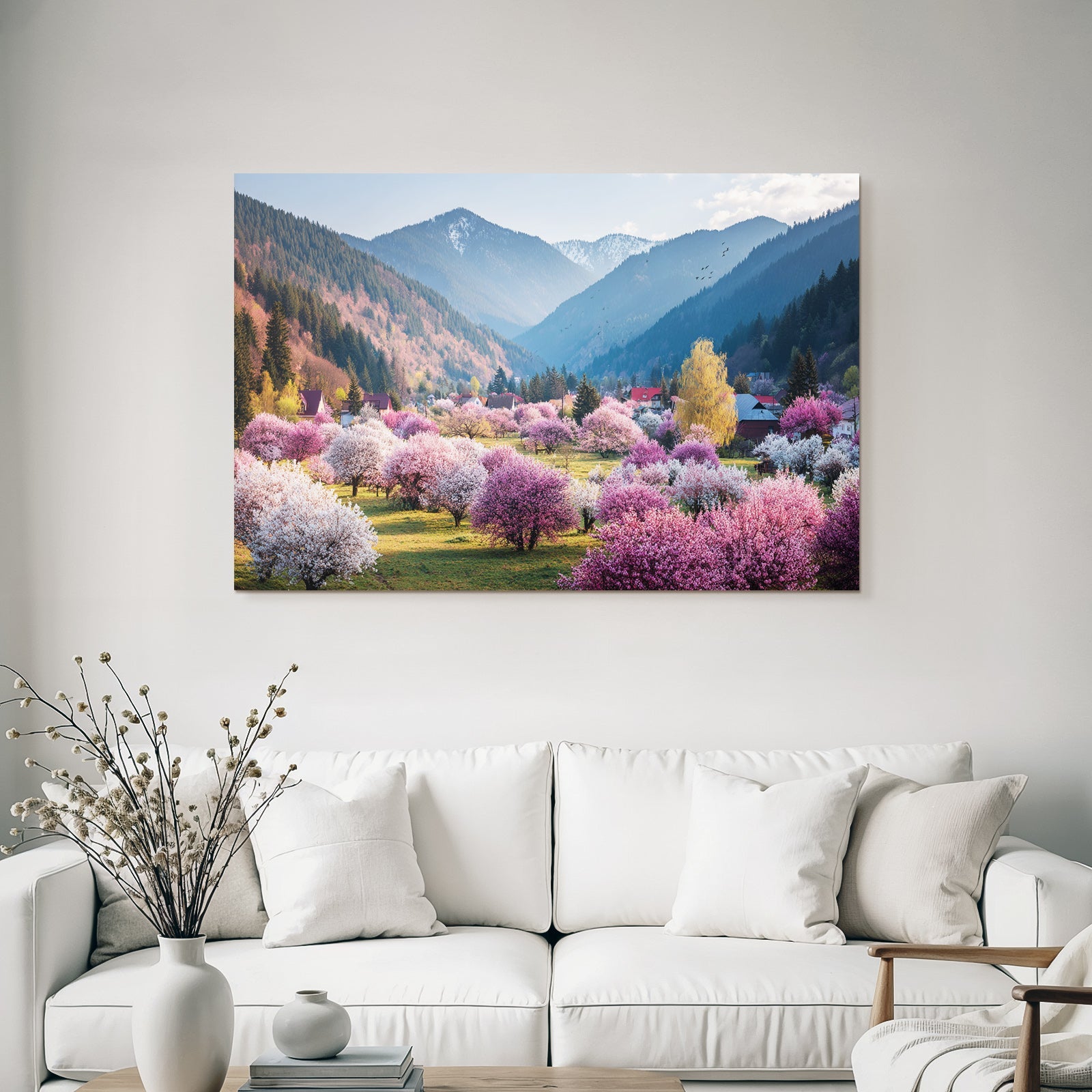 Blühendes Tal Mit Bäumen Und Bergen Im Hintergrund