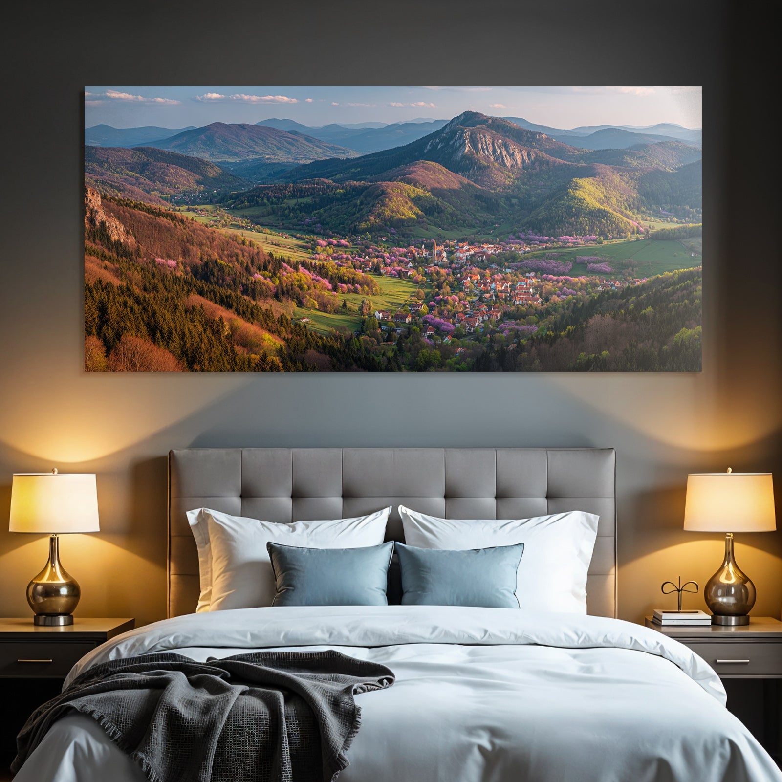 Malerische Landschaft Rolling Hills Mountains Und Bluhende Bäume Dorf Frühling