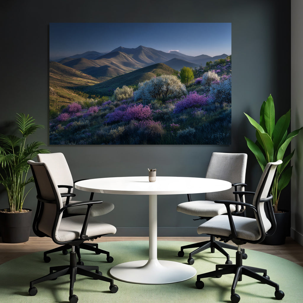 Ruhige Landschaft Bergige Hügel Bunte Blumen Sommer