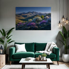 Ruhige Landschaft Bergige Hügel Bunte Blumen Sommer