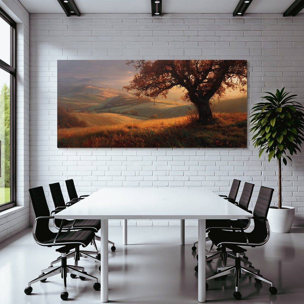 Landschaft Mit Einem Einzeln Baum Und Bunten Blättern