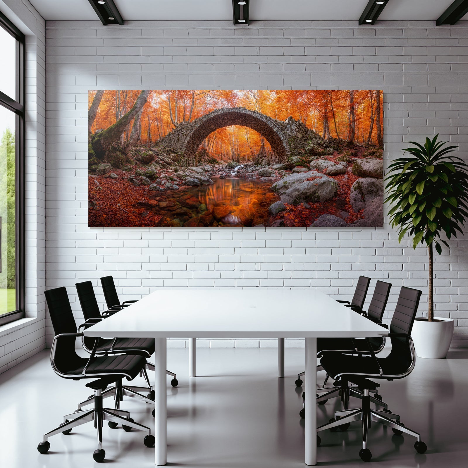Steinbrücke Im Wald Mit Strom