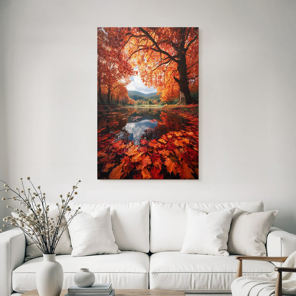 Herbstlandschaft Spiegelt Sich Im Wasser Farbenspiel Aus Blattern