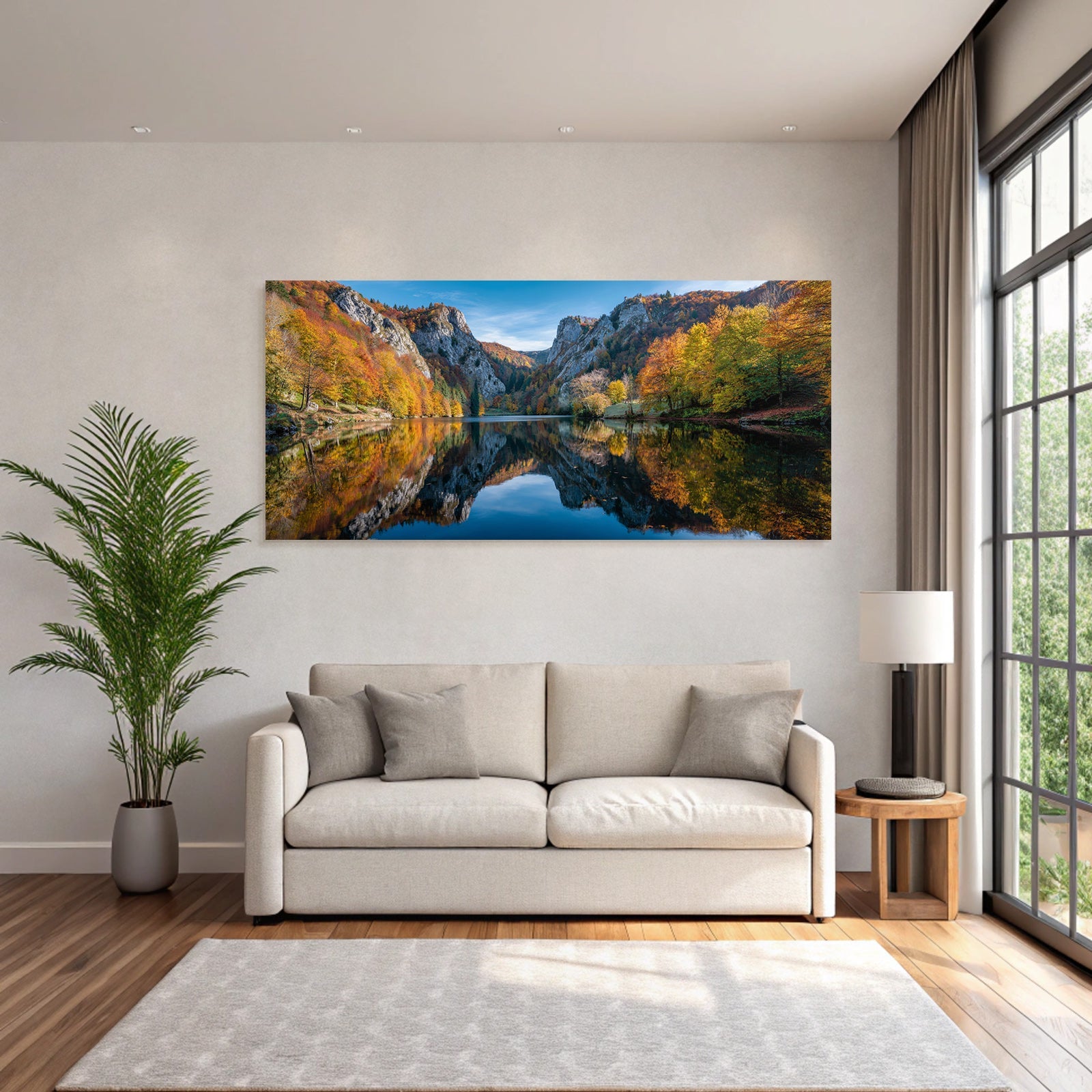 Ruhige Landschaft Herbstsee Umgeben Von Bergen Und Bäumen
